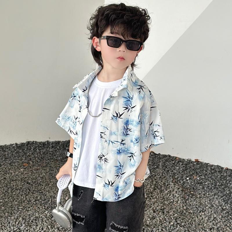 Resortpaar Kijkt Ouders En Kin - Summer Clothing Looks recensie en prijs